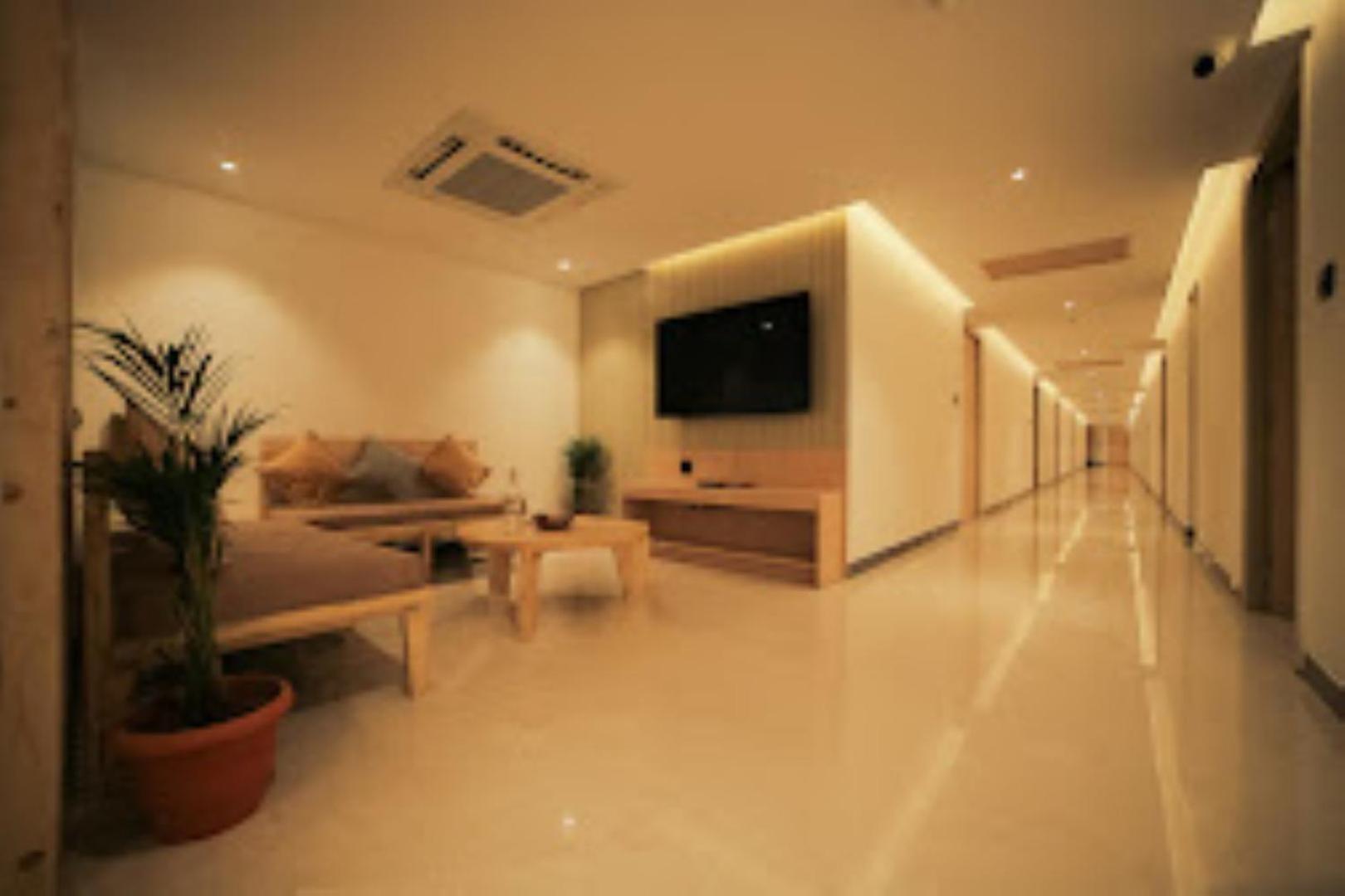 Max Prime, Madurai Hotel Kültér fotó